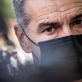  El exportavoz de Ciudadanos en las Cortes Valencianas, Toni Cantó, durante la recogida de firmas contra los indultos a los presos del ‘procés’, a 25 de junio de 2021, en Madrid, (España).- EUROPA PRESS