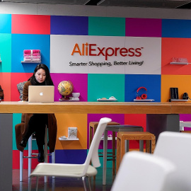 El logo de AliExpress en la sede de Alibaba en Hangzhou (China). REUTERS/Aly Song