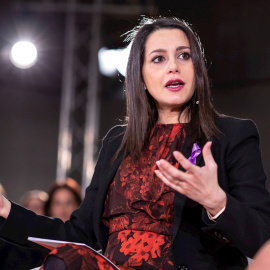 06/03/2020.- La presidenta y portavoz del Grupo Parlamentario de Ciudadanos en el Congreso de los Diputados, Inés Arrimadas, participa este viernes en el encuentro de "Mujeres Liberales", organizado por la formación naranja en Málaga. EFE/ Carlos Díaz