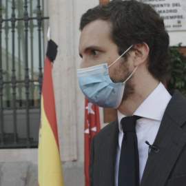 Casado cree que es "insostenible" que "21 millones de personas" dependan de ayudas