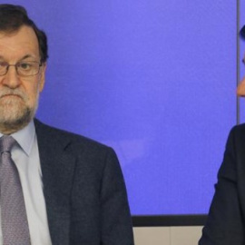 El presidente del Gobierno, Mariano Rajoy, junto al número tres del PP, Fernando Martínez-Maillo, en una imagen de archivo. EFE