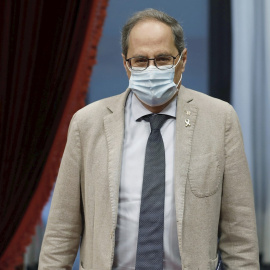 08/07/2020.- El presidente de la Generalitat, Quim Torra, a su llegada al pleno celebrado este miércoles en el Parlament. / EFE - Andreu Dalmau