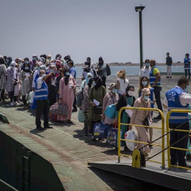 Temporeras marroquíes embarcan de vueta a su país / Mª José López / Europa Press