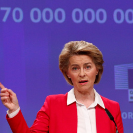 La presidenta de la Comisión Europea, Ursula von der Leyen, en una rueda de prensa en Bruselas. REUTERS/Francois Lenoir