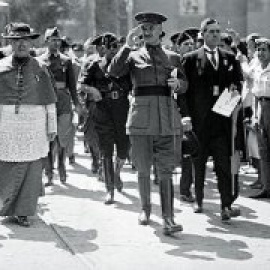 Vox se lanza a derogar la Ley de Memoria de Andalucía y argumenta para ello que alienta "la profanación de tumbas"