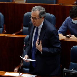 Enrique Ossorio en el pleno de la Asamblea de la Comunidad de Madrid. / POOL
