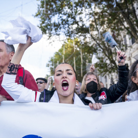 Unas 200.000 personas según la Delegación de Gobierno protestaron en noviembre contra el desmantelamiento de la Atención Primaria en la Sanidad Pública en Madrid (España).- EUROPA PRESS