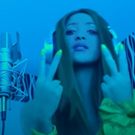  Shakira en el videoclip de su canción junto a Bizarrap