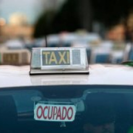 Los taxistas de Madrid rechazan 132.000 euros en ayudas para que se destinen a la Sanidad