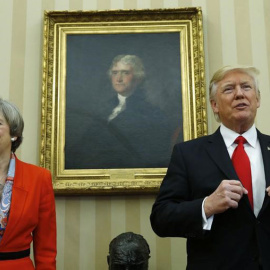 May y Trump durante la visita de la primera ministra británica a EEUU. REUTERS/Kevin Lamarque