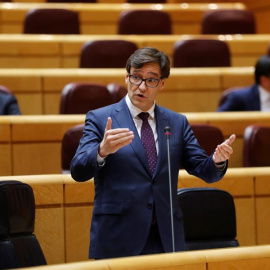 21/04/2020.- El ministro de Sanidad, Salvador Illa, durante la primera sesión de control al Ejecutivo que acoge el Senado durante el estado de alarma. / EFE - CHEMA MOYA
