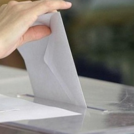 Imagen de archivo de una urna electoral | EFE