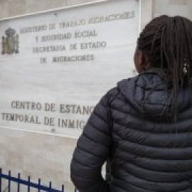 Llegar a Chafarinas en patera por Navidad: "Tuve miedo de naufragar, pero más cuando la Policía nos deslumbró"
