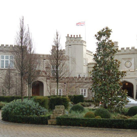 Residencia de Ramón Cabrera en Inglaterra, convertida en el club de golf Wentworth, centro de la urbanización de lujo con el mismo nombre, en el pueblo de Virginia Water.