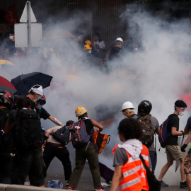 Protesta para exigir que las autoridades desechen un proyecto de ley de extradición propuesto con China, en Hong Kong. Reuters