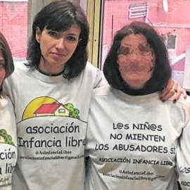 Algunas de las mujeres ligadas a Infancia Libre, tres de las cuales fueron detenidas.