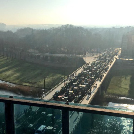 Mig miler de tractors entren a Lleida per protestar contra la crisi de preus que travessa el sector agrari. Intersindical-CSC