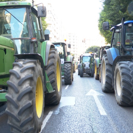 Agricultores y ganaderos se concentran en varios puntos de España