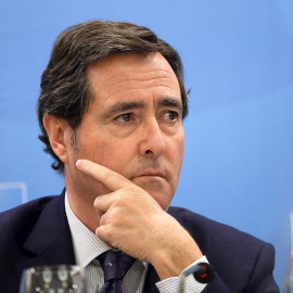 El presidente de la CEOE, Antonio Garamendi, durante su participación este jueves en el foro Económico de El Diario Montañes en Santander. EFE