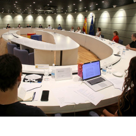 La ministra de Trabajo se ha reunido con la plataforma RidersxDerechos para conocer de primera mano sus demandas.