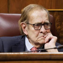El candidato de la moción de censura, el profesor y economista Ramón Tamames, durante un debate de la moción de censura, en el Congreso de los Diputados, a 21 de marzo de 2023, en Madrid (España). Foto: Eduardo Parra / Europa Press