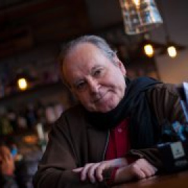 Diego Manrique: "En España es un riesgo que un músico se declare del PP"