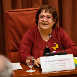 La exconsellera de Trabajo, Asuntos Sociales y Familia de la Generalitat, Dolors Bassa, en una comparecencia en el Parlament de Catalunya. – Pau Venteo (EUROPA PRESS)