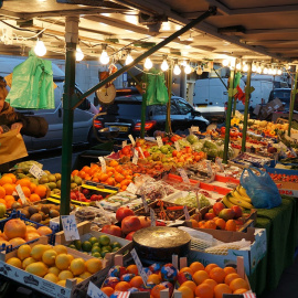 Imagen de archivo de un mercadillo./ Pixabay