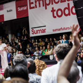 La vicepresidenta segunda y ministra de Trabajo y Economía Social, Yolanda Díaz, en una imagen de archivo durante el acto 'Empieza todo' de la plataforma Sumar, en el polideportivo Antonio Magariños, a 2 de abril de 2023, en Madrid, (España). Carlos L