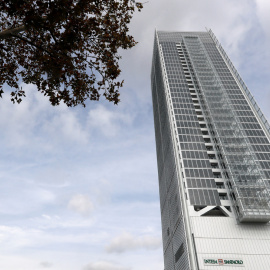 La sede del banco Intesa Sanpaolo en Turin. REUTERS/Stefano Rellandini