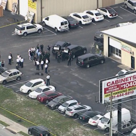 Un hombre mata a cinco excompañeros de trabajo en Orlando y luego se suicida. CNN