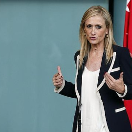 La presidenta de la Comunidad de Madrid, Cristina Cifuentes, se enfrenta este jueves a la moción de censura contra su Gobierno presentada por Podemos. Archivo EFE