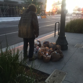 En los últimos años, los expertos han detectado que en el centro de Los Ángeles el consumo de fentanilo se ha disparado entre la población de indigentes / Aitana Vargas