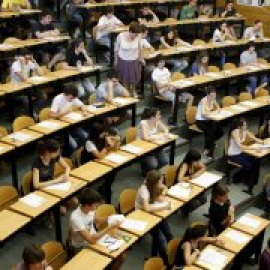 España, entre los cuatro países europeos con las tasas universitarias más altas