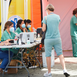 La Generalitat de Catalunya comenzó este jueves en la población de Terrassa (Barcelona), un cribado masivo y voluntario en dos carpas instaladas en la ciudad, realizando pruebas para detectar casos positivos de coronavirus y evitar que se extiendan los 