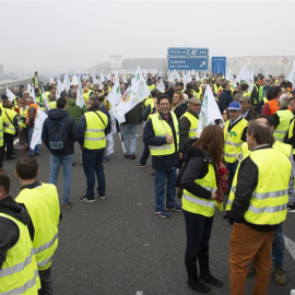 Olivareros durante los cortes de carretera del pasado 30 de enero/Archivo - EUROPA PRESS