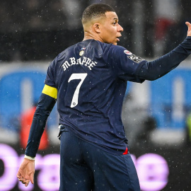 El futbolista francés Kylian Mbappe durante un partido de su equipo actual, el Paris Saint-Germain (PSG) contra el Olympique de Marseille, en marsella EUROPA PRESS/Matthieu Mirville/DPPI