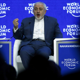 El ministro iraní de Asuntos Exteriores, Javad Zarif, participa en el Foro Económico Mundial de Davos (Suiza). REUTERS/Ruben Sprich