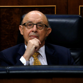 El Ministro de HAcienda, Cristóbal Montoro, durante la votación de los Presupuestos Generales para 2017 /REUTERS