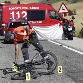 Un ciclista ha muerto tras ser atropellado por un vehículo en el término municipal navarro de Erice de Iza. EFE/Jesús Diges
