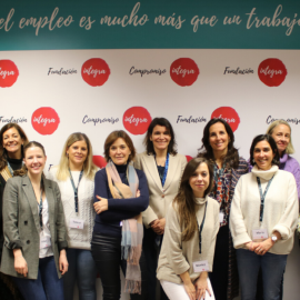 Mentoras del Banco Santander que participan en el programa De mujer a mujer