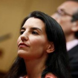 El Colegio de Arquitectos archiva la denuncia contra Rocío Monasterio por el caso de los lofts