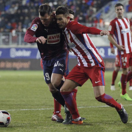 Lucas Hernández en un partido del Atlético de Madrid / EFE