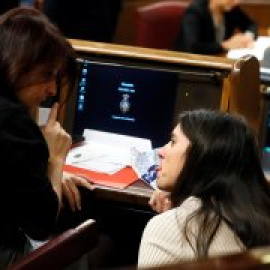 Lo que plantea el acuerdo de Gobierno PSOE-Podemos... y lo que se deja en el tintero