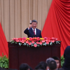  El líder del Estado y del Partido Comunista de China, Xi Jinping, conmemora el 75º aniversario de la fundación de la República Popular China en el Gran Palacio del Pueblo. Foto: Johannes Neudecker/dpa