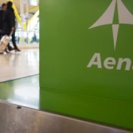 La CNMC reduce un 1,44% las tasas aeroportuarias de Aena para 2020