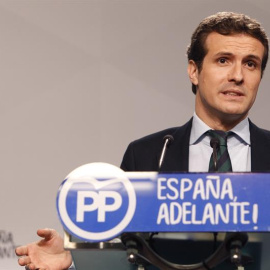 El vicesecretario de Comunicación del Partido Popular, Pablo Casado, durante la rueda de prensa que ofreció en la sede del partido en Génova tras la reunión del Comite de Dirección del Partido Popular. EFE/Javier Tormo