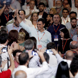 El líder del PSOE, Pedro Sánchez, a su llegada al 39 congreso federal de los socialistas hoy en Madrid. /EFE