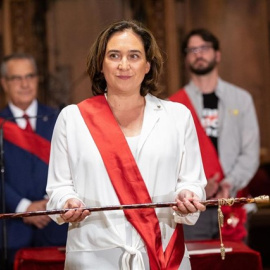 Ada Colau durante la investidura. EUROPA PRESS