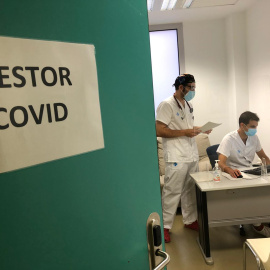 Zona de treball dels gestors COVID a l'Hospital Arnau de Vilanova, l'agost de 2020. ICS Lleida | ACN